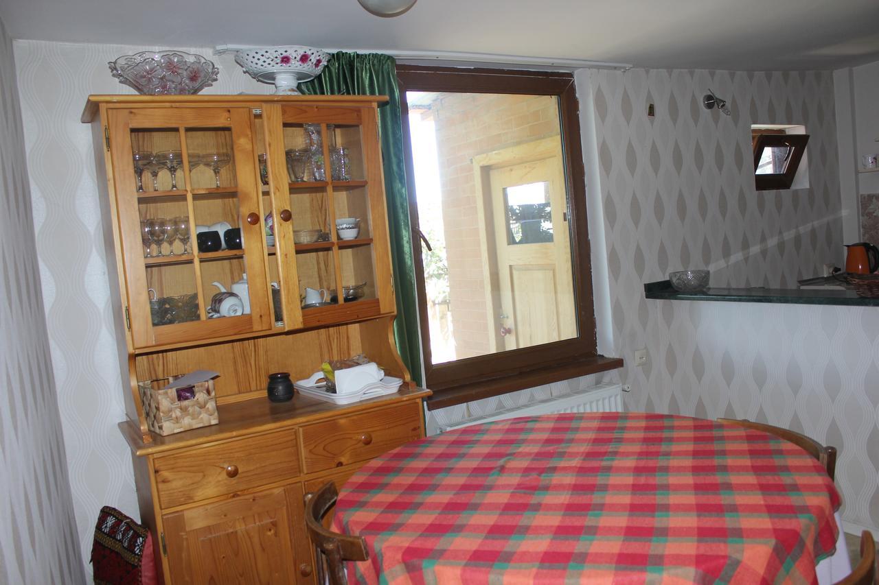 تبليسي Nunua'S Bed And Breakfast المظهر الخارجي الصورة